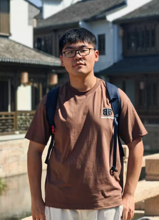 Tongxuan Lv